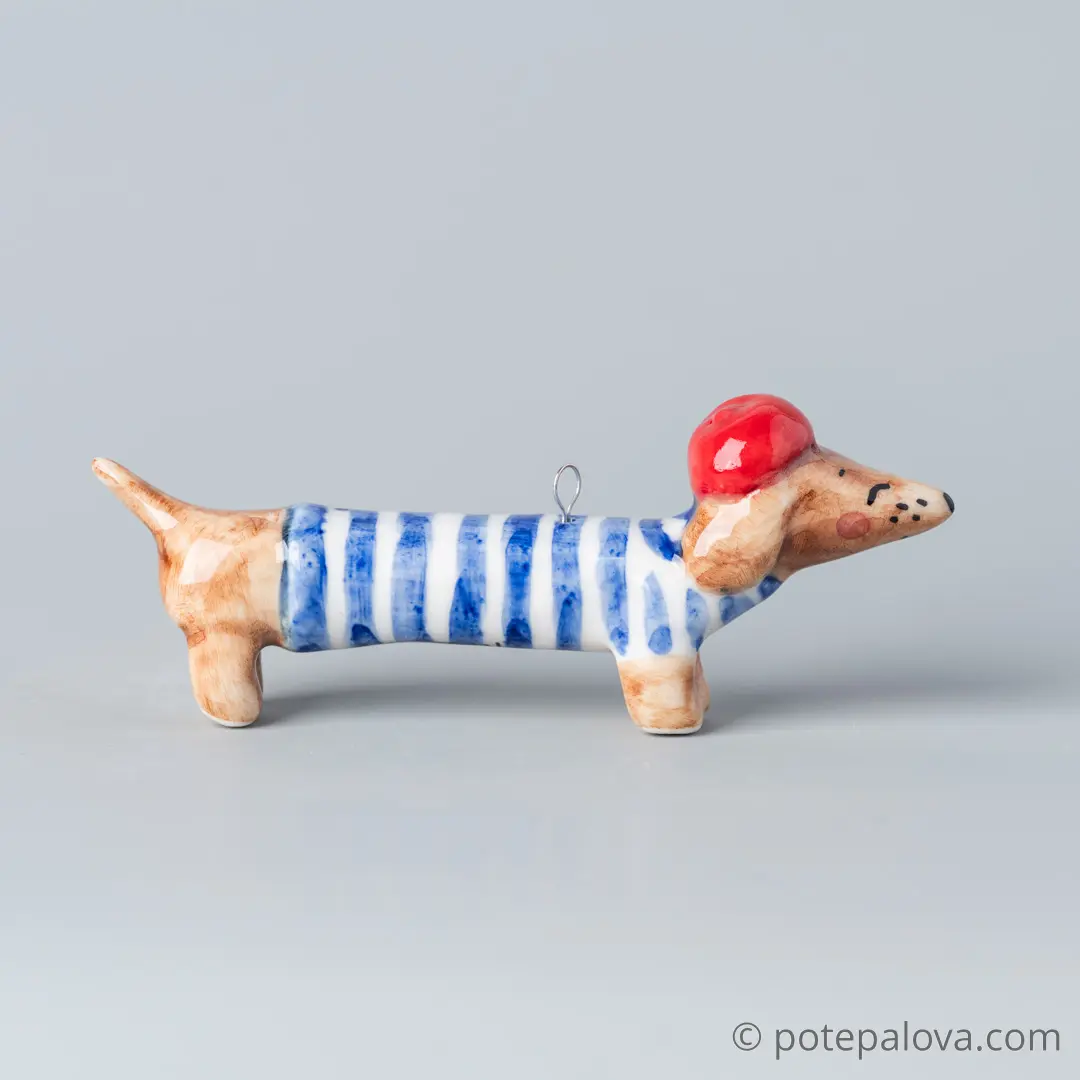 картинка Фарфоровая игрушка "Такса" 1 - DishWishes.Ru