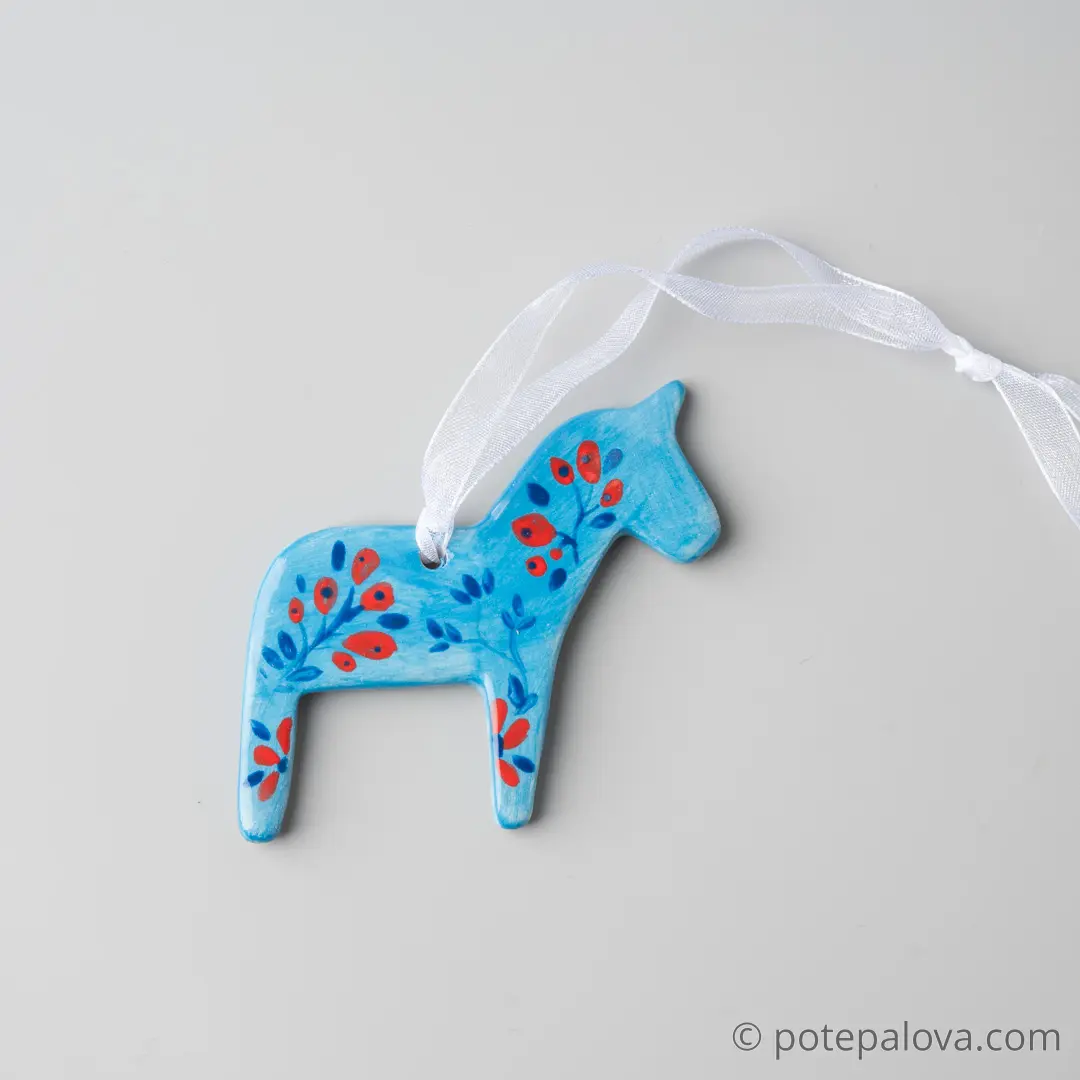 картинка Подвеска на елку Лошадка 1 - DishWishes.Ru