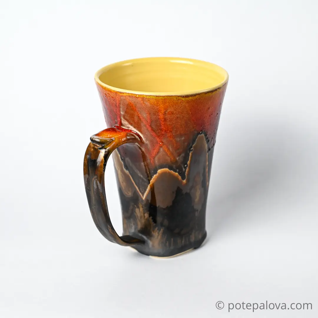картинка Высокая кружка Pottery Atelier красно-коричневая - DishWishes.Ru