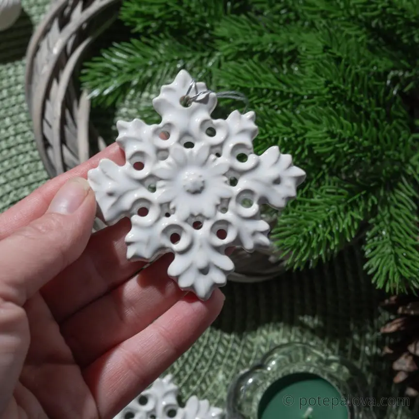 картинка Керамическая снежинка 2 белая - DishWishes.Ru