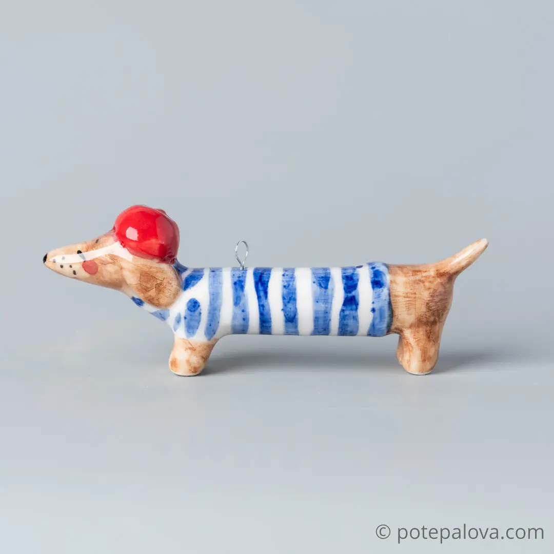 картинка Фарфоровая игрушка "Такса" 1 - DishWishes.Ru