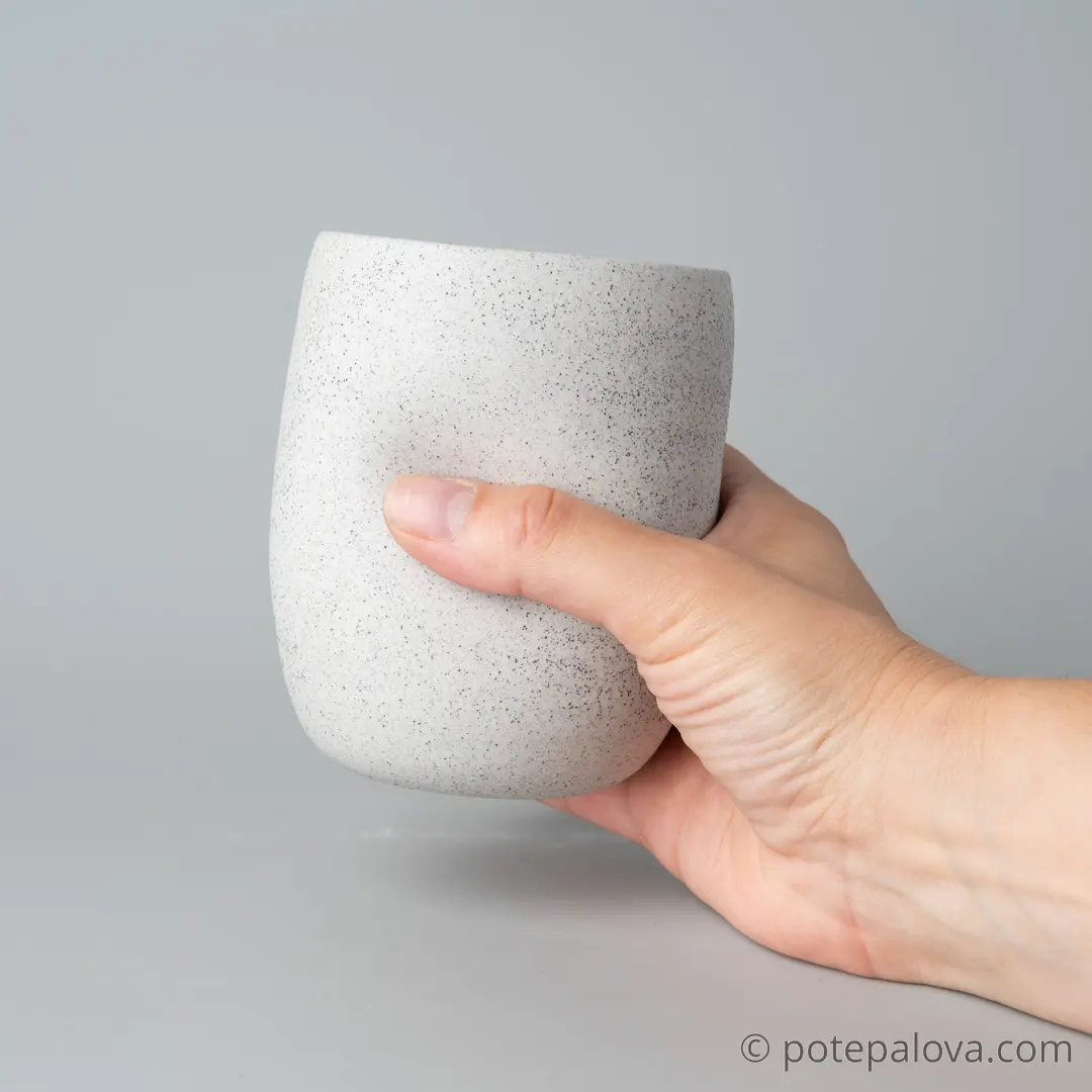 картинка Стакан гончарный Sigma с вмятинами с красной глазурью 450 мл - DishWishes.Ru