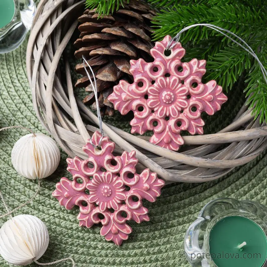 картинка Керамическая снежинка 2 розовая - DishWishes.Ru