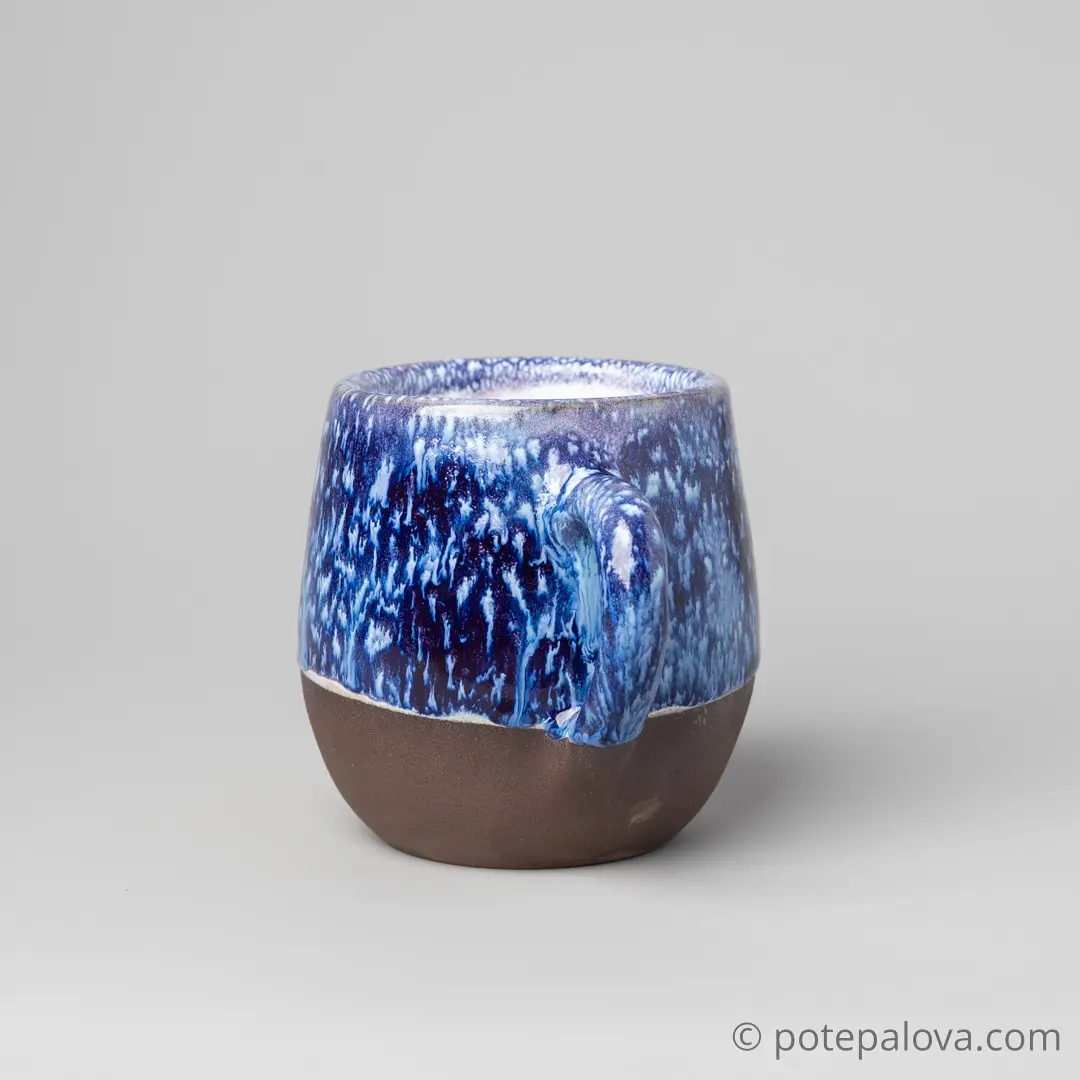 картинка Кружка "Космос" на черной глине 1 - DishWishes.Ru