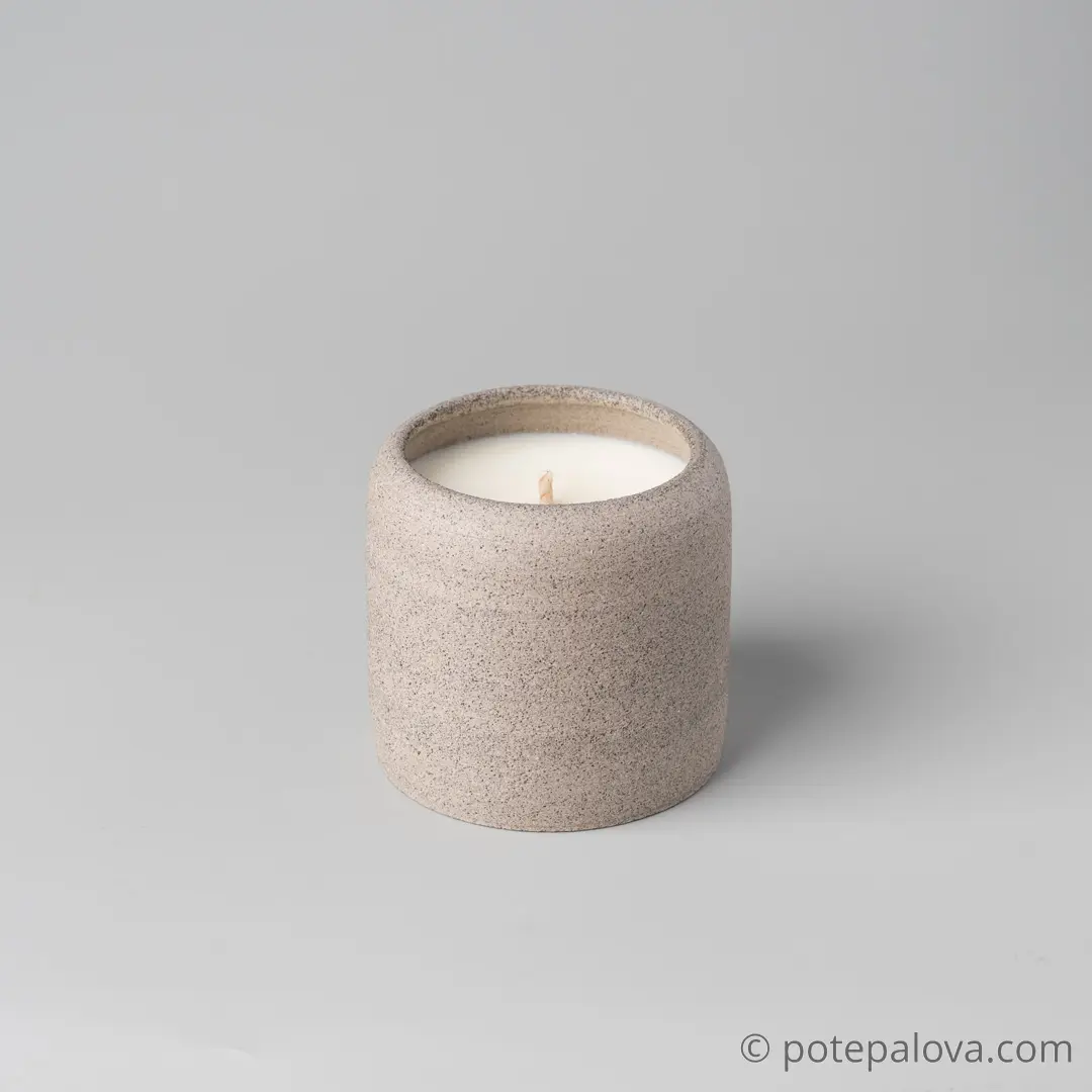 картинка Свеча План Б "Кожа и гранат" 180 мл - DishWishes.Ru