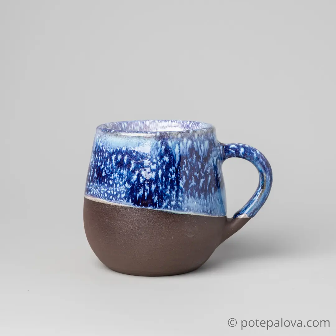 картинка Кружка "Космос" на черной глине 2 - DishWishes.Ru