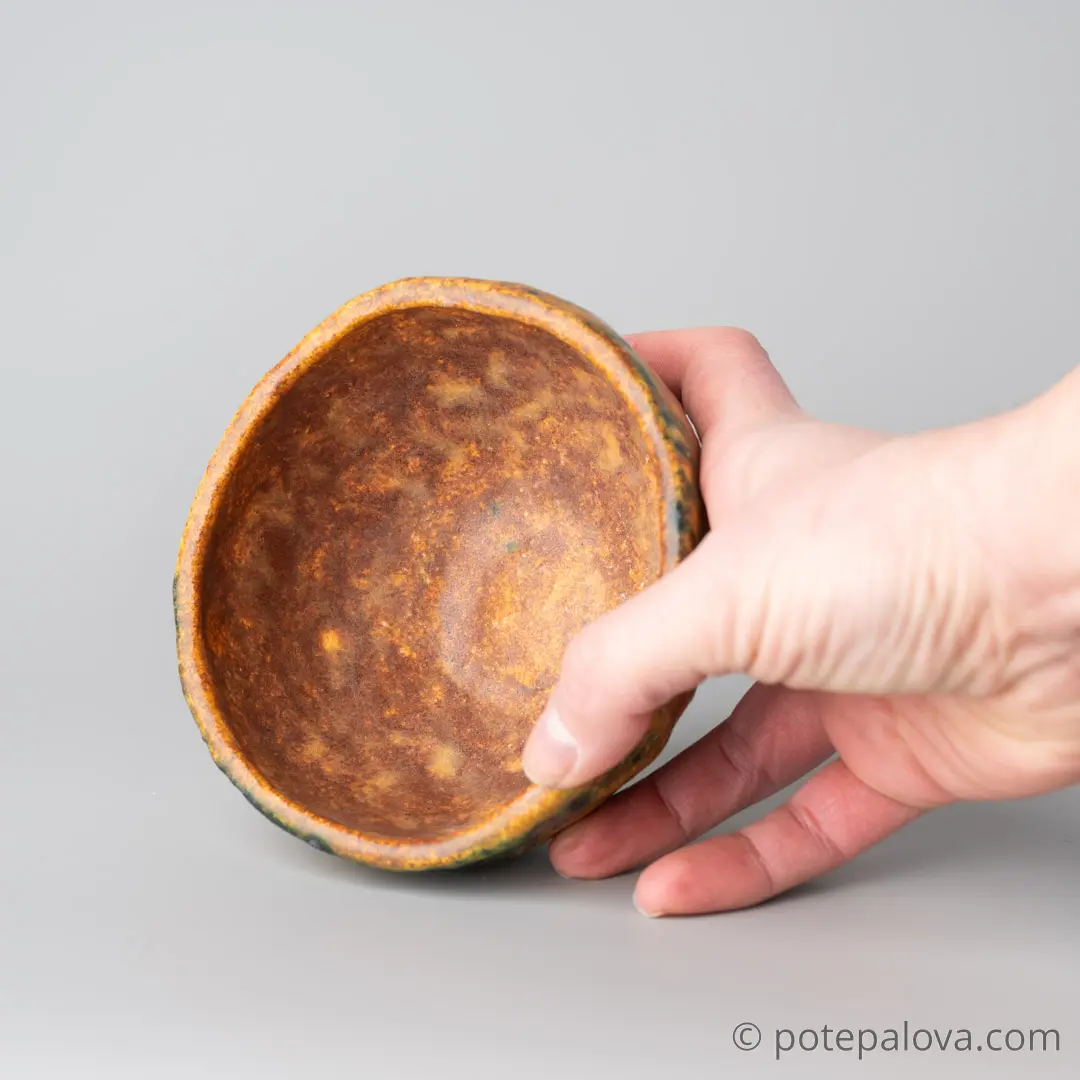 картинка Миска Niboqua большая охра с зеленым - DishWishes.Ru