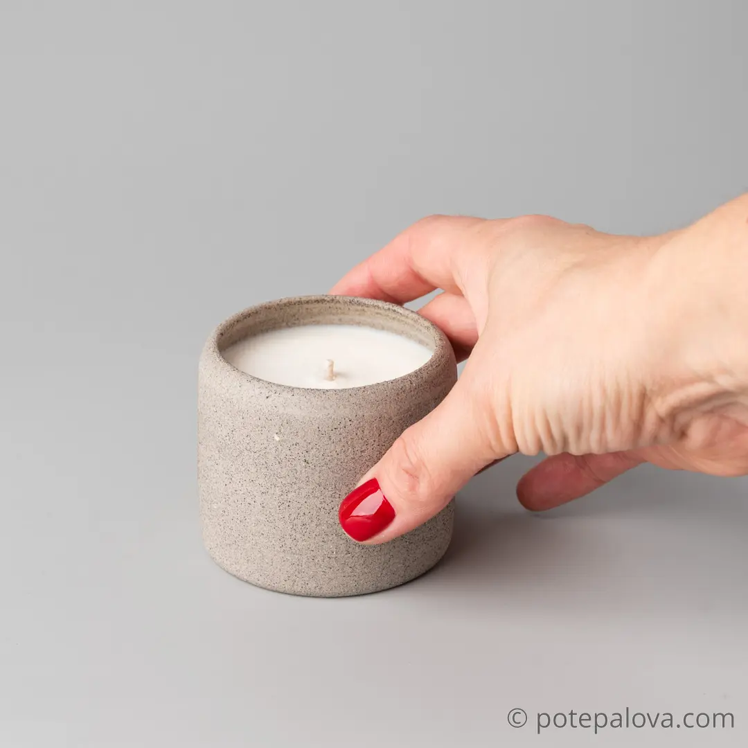 картинка Свеча План Б "Магнолия и базилик" 130 мл - DishWishes.Ru