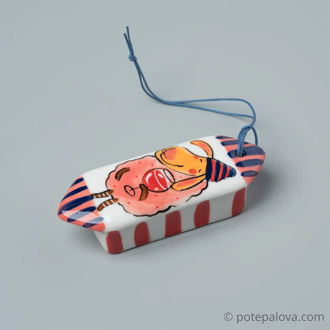 картинка Елочная игрушка в форме конфеты "Овечка с винишком" - DishWishes.Ru